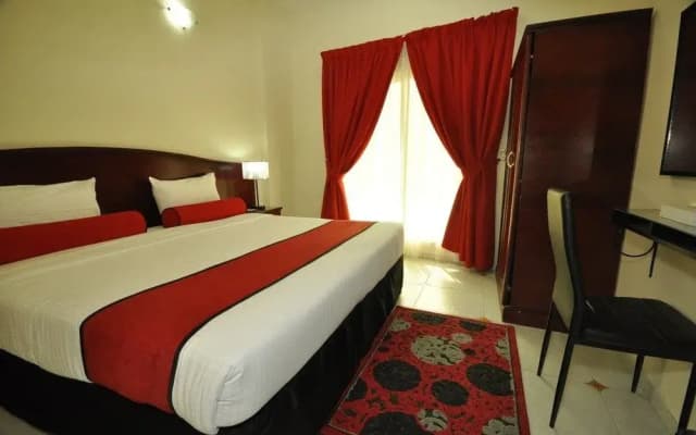 High End Hotel Apartments - photo 3