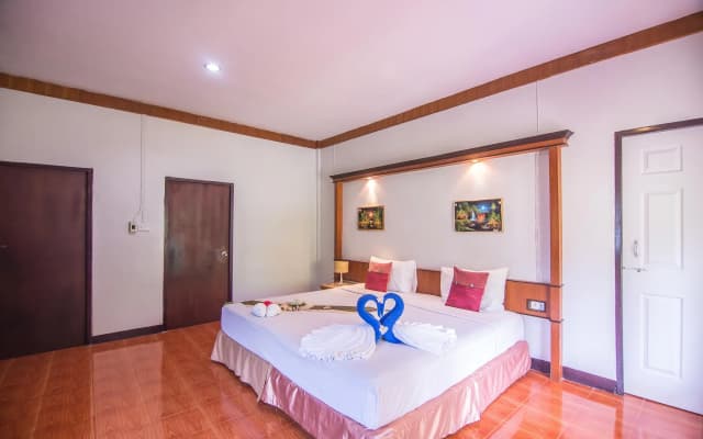 Lanta Nice Beach Resort - photo 3