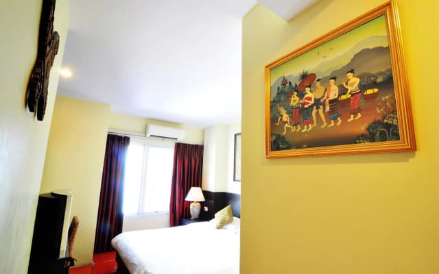 Baan Sukhumvit Soi 20 - photo 4
