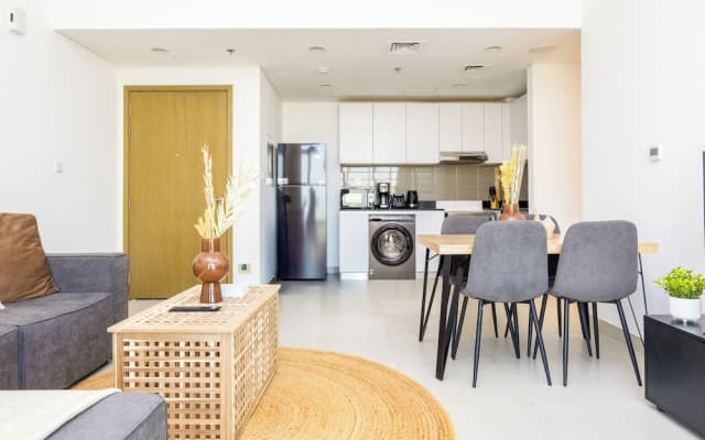 Bloomfields 1br Elegant Escape Pulse - photo 5