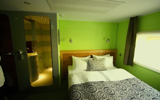 Greenyacht Hotel - photo 2