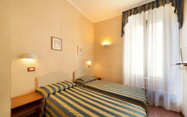Vatican Luxury Suites - photo 5