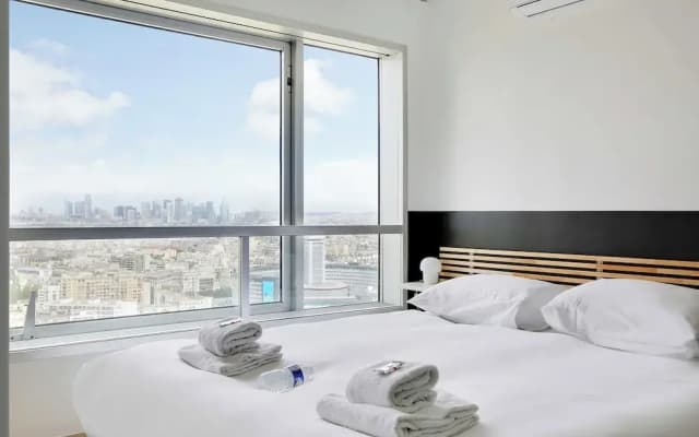 Exceptional View of Paris With A/C - 2bd/4p - photo 4