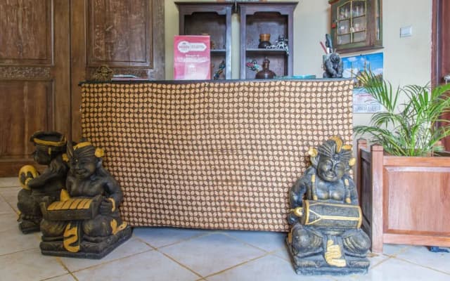 Omah Doger Guest House by ZEN Rooms - photo 2