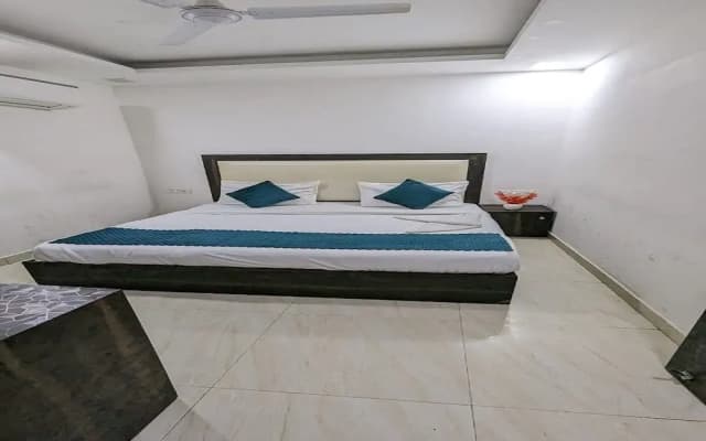 Hotel The Green Arrow - photo 2