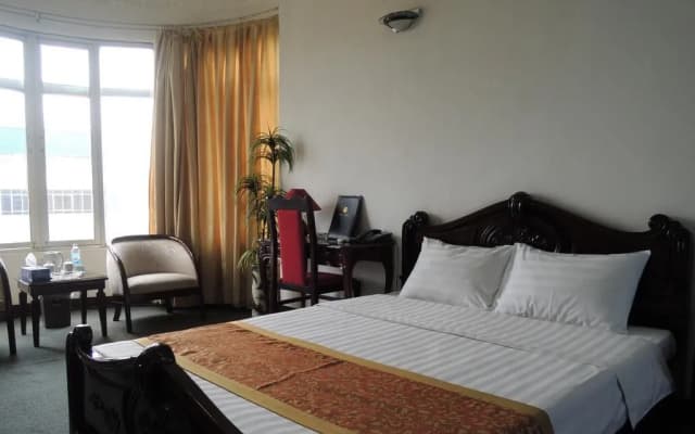 Trade Hotel Lake View - photo 3