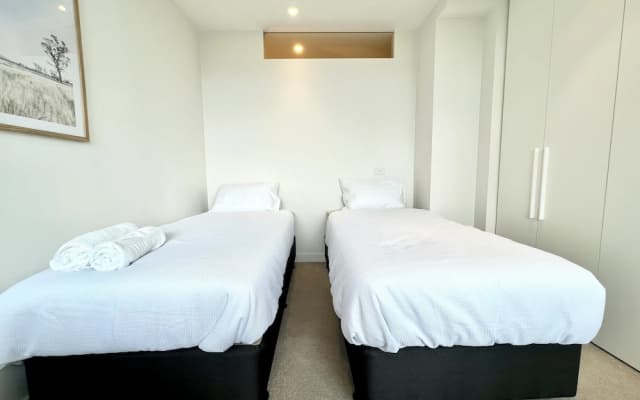 Readyset Apartment on Emerald - photo 3