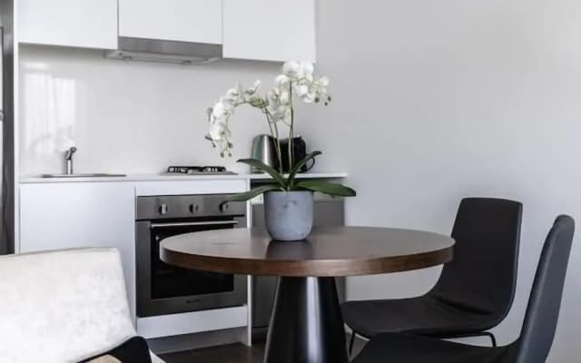 KOZYGURU Chatswood Luxury Studio - photo 2