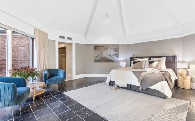 Tranquil Estate With Pool Heated Spa Gardens - photo 4