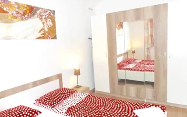 Old Town Apartments - photo 4