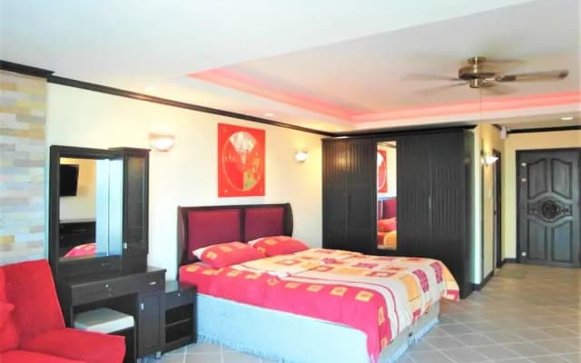 View Talay 2A, 5th Floor Studio Condo - photo 2