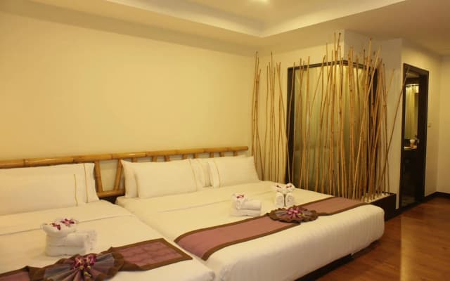 Bamboo House Phuket Hotel - photo 3