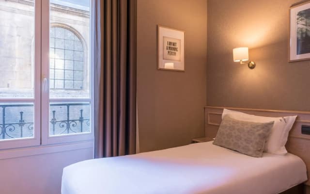 Paris France - photo 3
