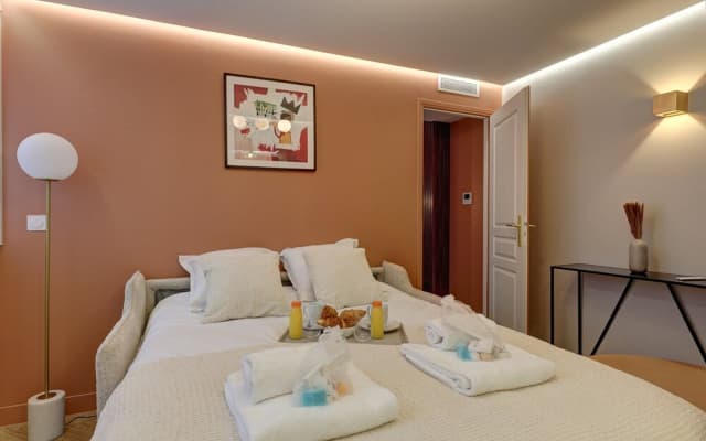Apartment AC Champs de Mars Eiffel Tower by Studio Prestige - photo 3
