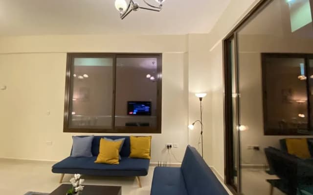 Lux BnB 1BD JVC - photo 4