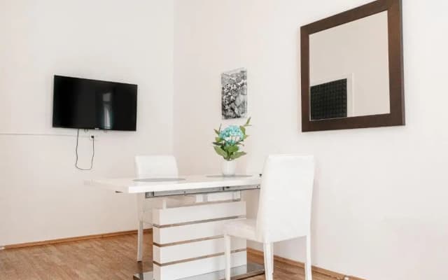 Central 3BR Shared Apartment - Bookable in Lockdown - photo 5