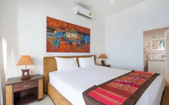 3 Bedroom Beach Front Villa Bangrak - photo 3