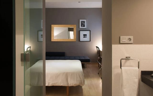 LeMar Boutique Barcelona Hotel - photo 4