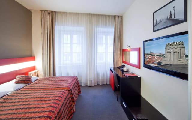 Hotel Prague Inn - photo 4