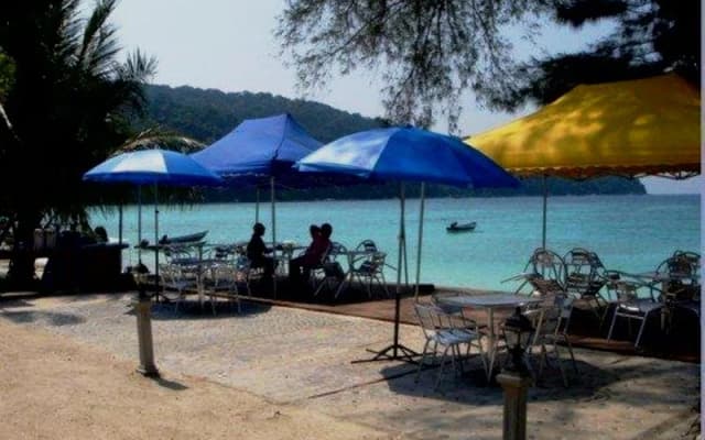 Bayu Dive Lodge - photo 4