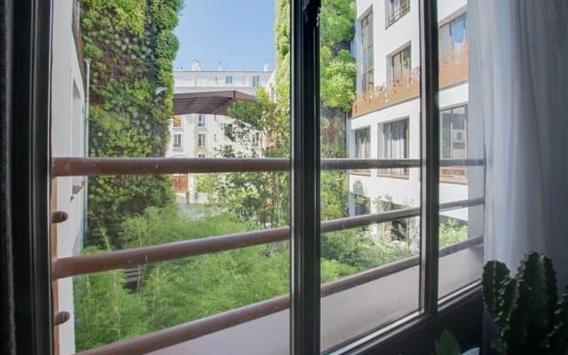 Modern Industrial 80m2 Apartment Near Bastille - photo 5