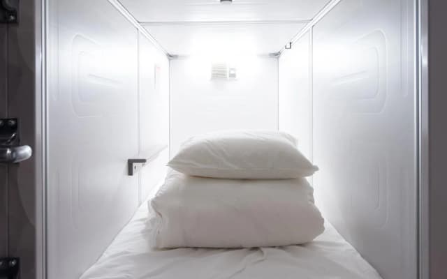 Capsule Hotel Transit Shinjuku - photo 4