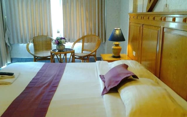Leng Hotel - photo 4