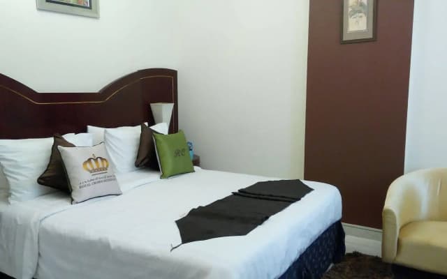 Royal Crown Hotel & Suites - photo 5