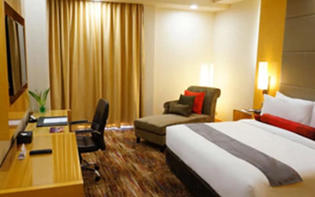 The Waterfront Hotel - photo 5