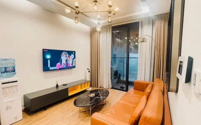 Apartment with residence - photo 2