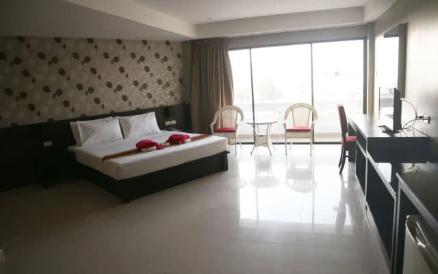 Welcome Plaza Hotel - photo 5