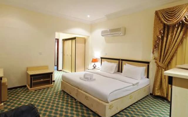 Hotel Crystal Palace - photo 3