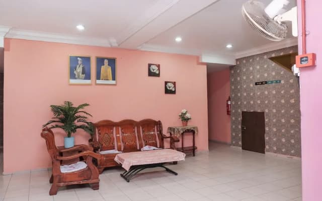OYO 90167 Hotel Tiara - photo 2