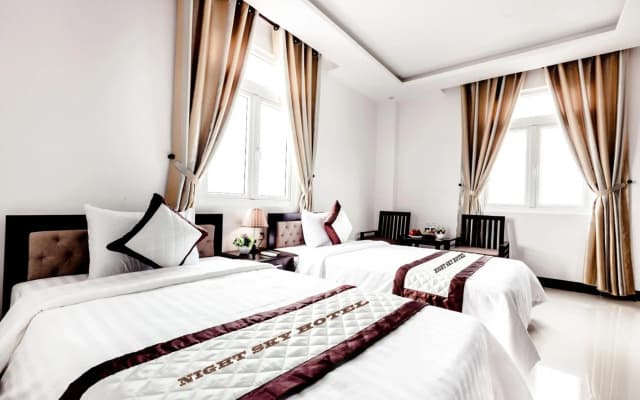 Night Sky Hotel - photo 4