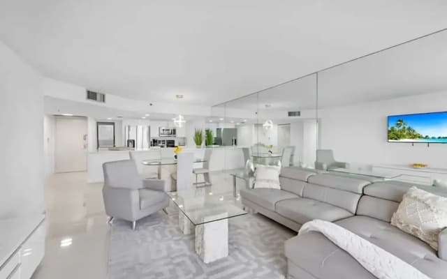 The Grand Wonder Biscayne(No Front Desk Contact The 5 Days In Advance) - photo 5