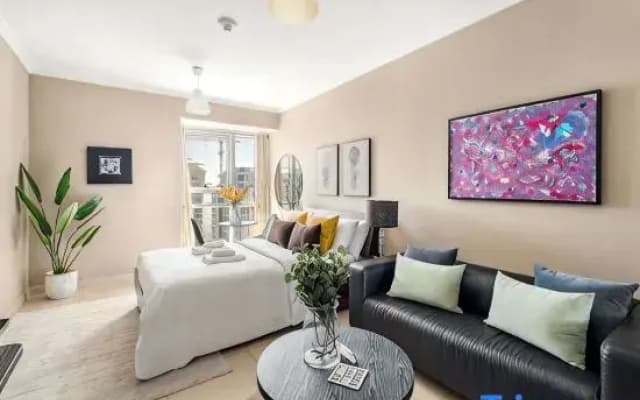 Silkhaus | Goldcrest Executive - photo 4