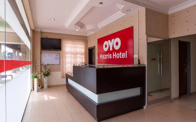 OYO 89536 Hazris Hotel - photo 2