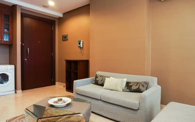 Stunning 1BR @ The Mansion of Kemang Apartment By Travelio - photo 3