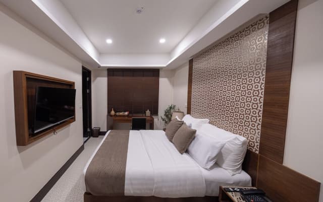 Casa Le Damuz At MRT Bangphlat - Adult Only - photo 4