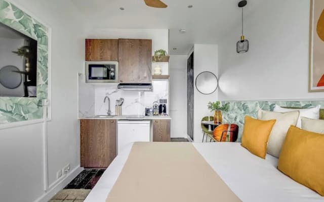 Charming Studio Apartment - AC- 2P - Nation - photo 5