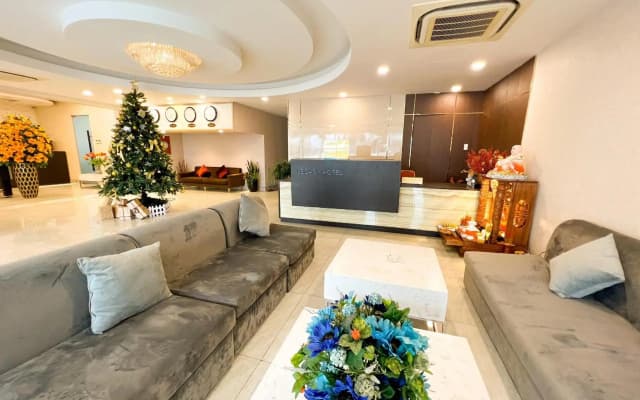 Legacy Riverside Danang Hotel - photo 2