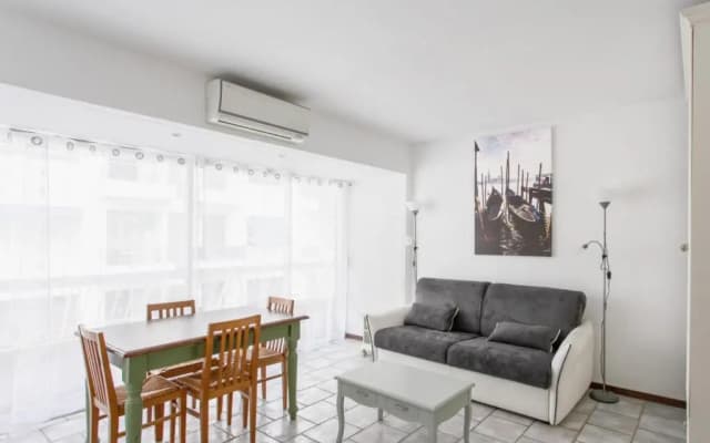 Calm studio at the heart of Nice Gold Square 3 min to the beach - Welkeys - photo 4