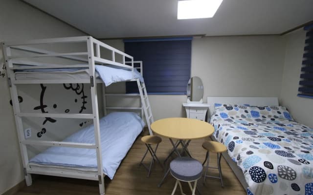 Bunk Guesthouse Hostel 2 - photo 5