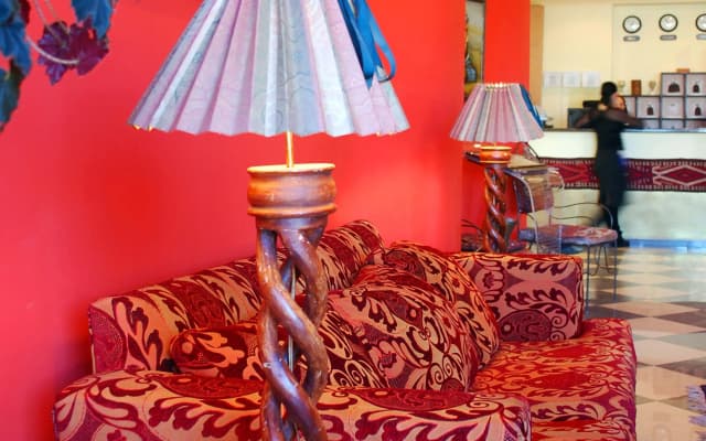 Betsy's Hotel - photo 5