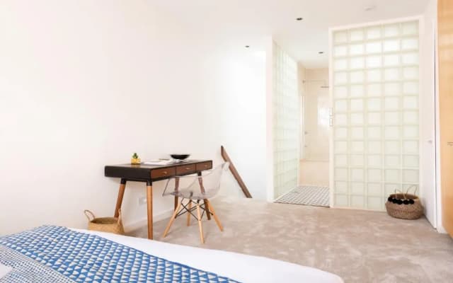 The Maida Vale Mews - Modern & Spacious 1BDR Home next to Venice Canals - photo 5