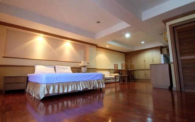 Alameda Suites Hotel - photo 4