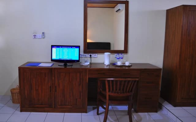 Si Doi Hotel Legian - photo 2