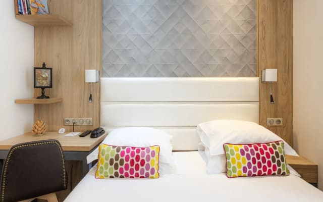 Serotel Suites - photo 4