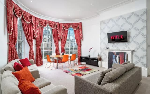 Elegant 2bed by 02 Arena, Airport with Fast Wi-Fi and Parking - photo 3