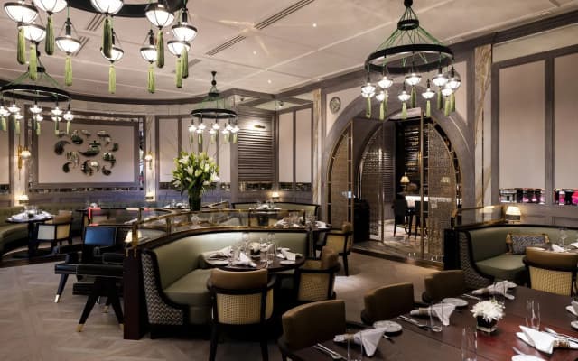 Sheraton Grand Doha Resort & Convention Hotel - photo 2